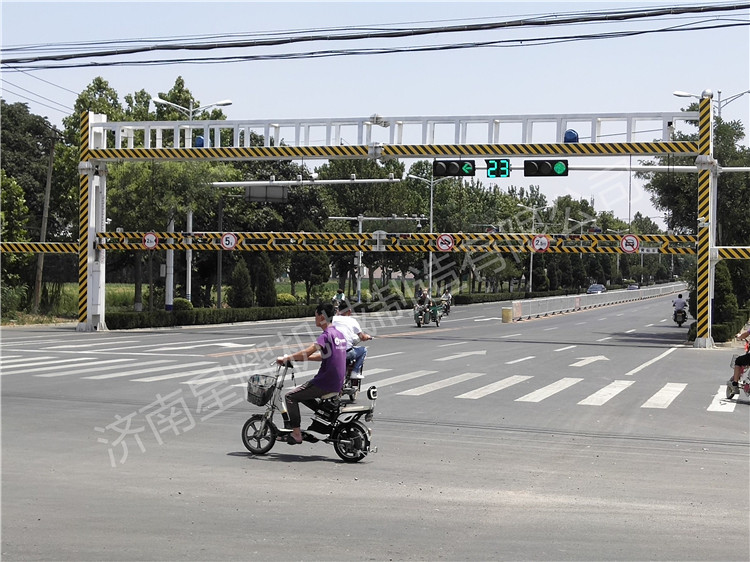 河北雞澤限高架.jpg